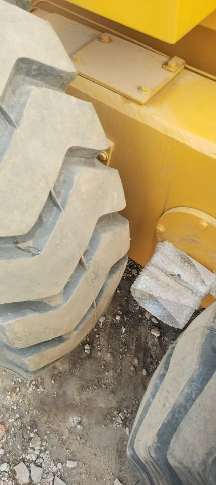 Grader CAT 140 H: picture 9
