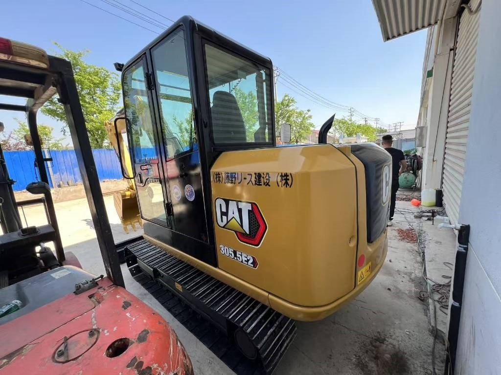 CAT 305.5 - Mini excavator: picture 4 CAT 305.5 - Mini excavator: picture 4