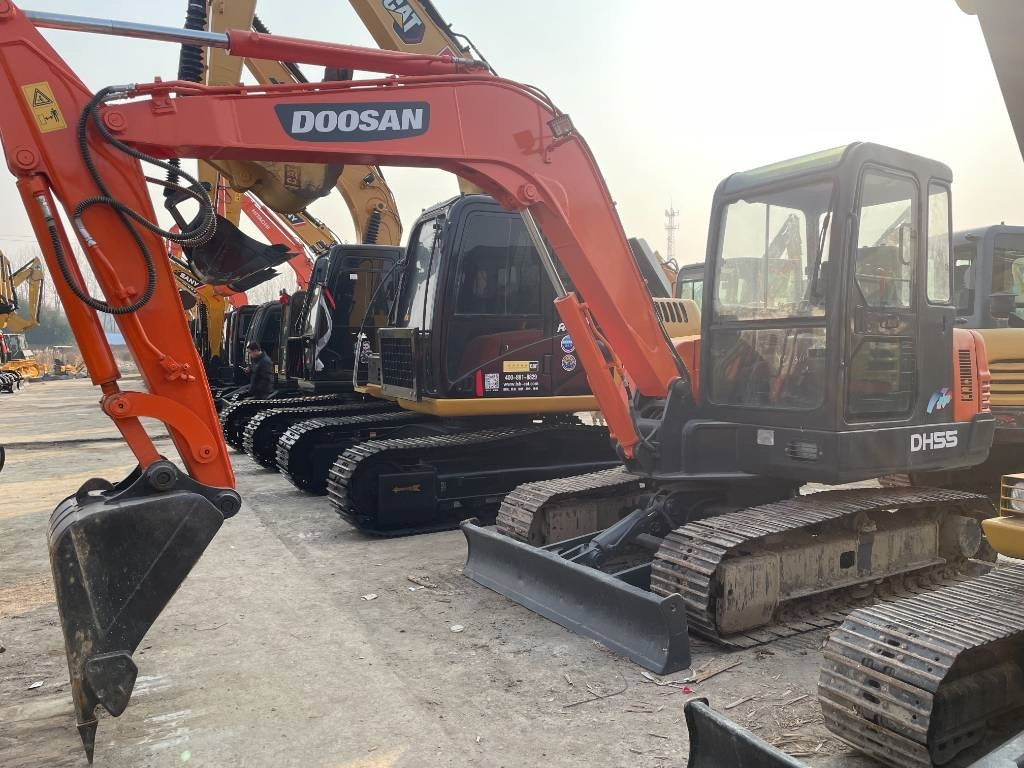 Doosan DH 55  - Mini excavator: picture 2 Doosan DH 55  - Mini excavator: picture 2