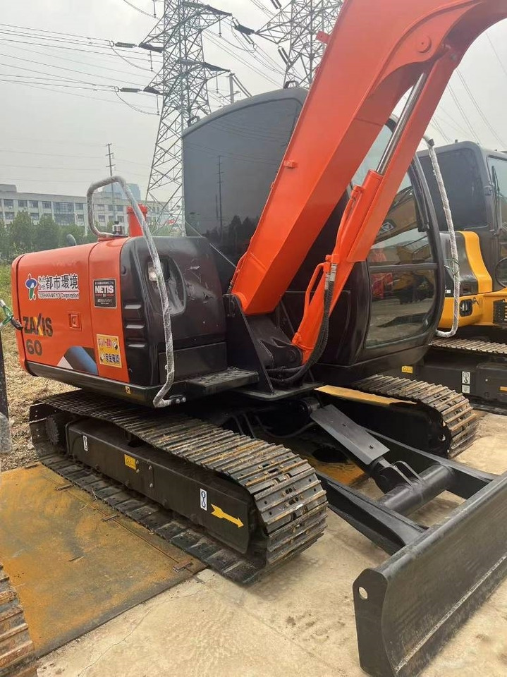 Hitachi 60 - Mini excavator: picture 3 Hitachi 60 - Mini excavator: picture 3