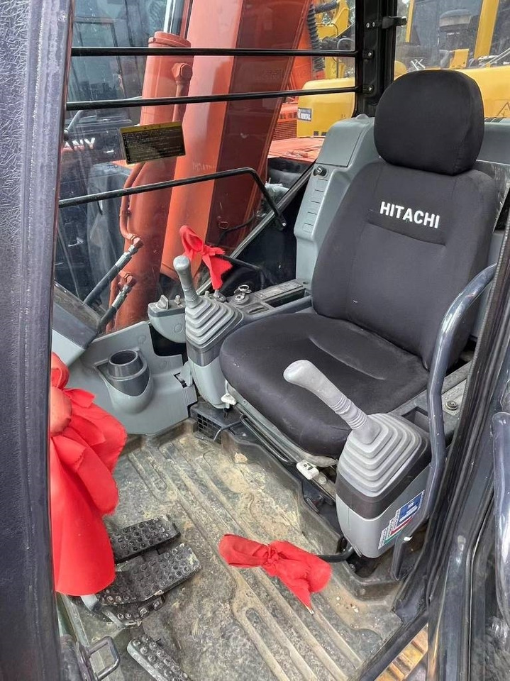 Hitachi ZX 70 - Mini excavator: picture 5 Hitachi ZX 70 - Mini excavator: picture 5