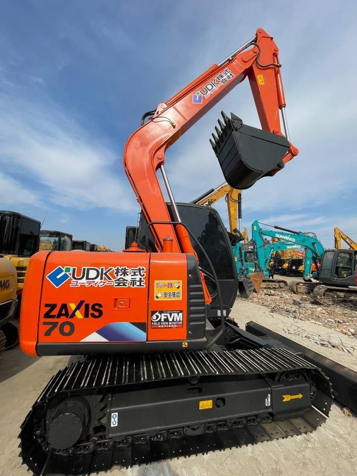 Hitachi Zaxis 70 - Crawler excavator: picture 1 Hitachi Zaxis 70 - Crawler excavator: picture 1