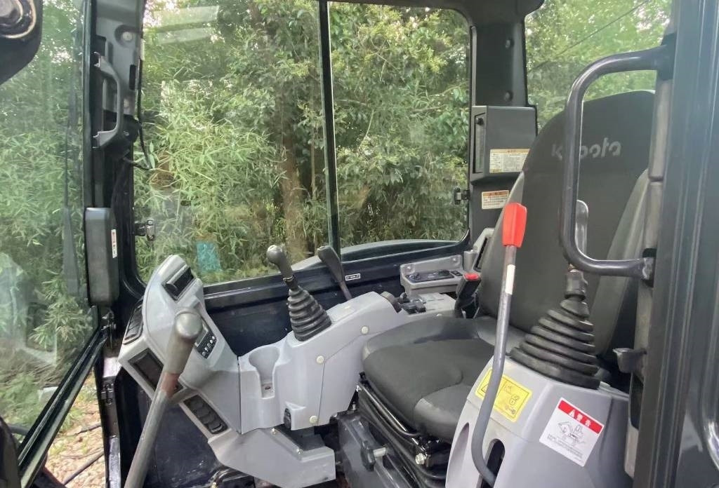 Kubota 165 - Crawler excavator: picture 3 Kubota 165 - Crawler excavator: picture 3
