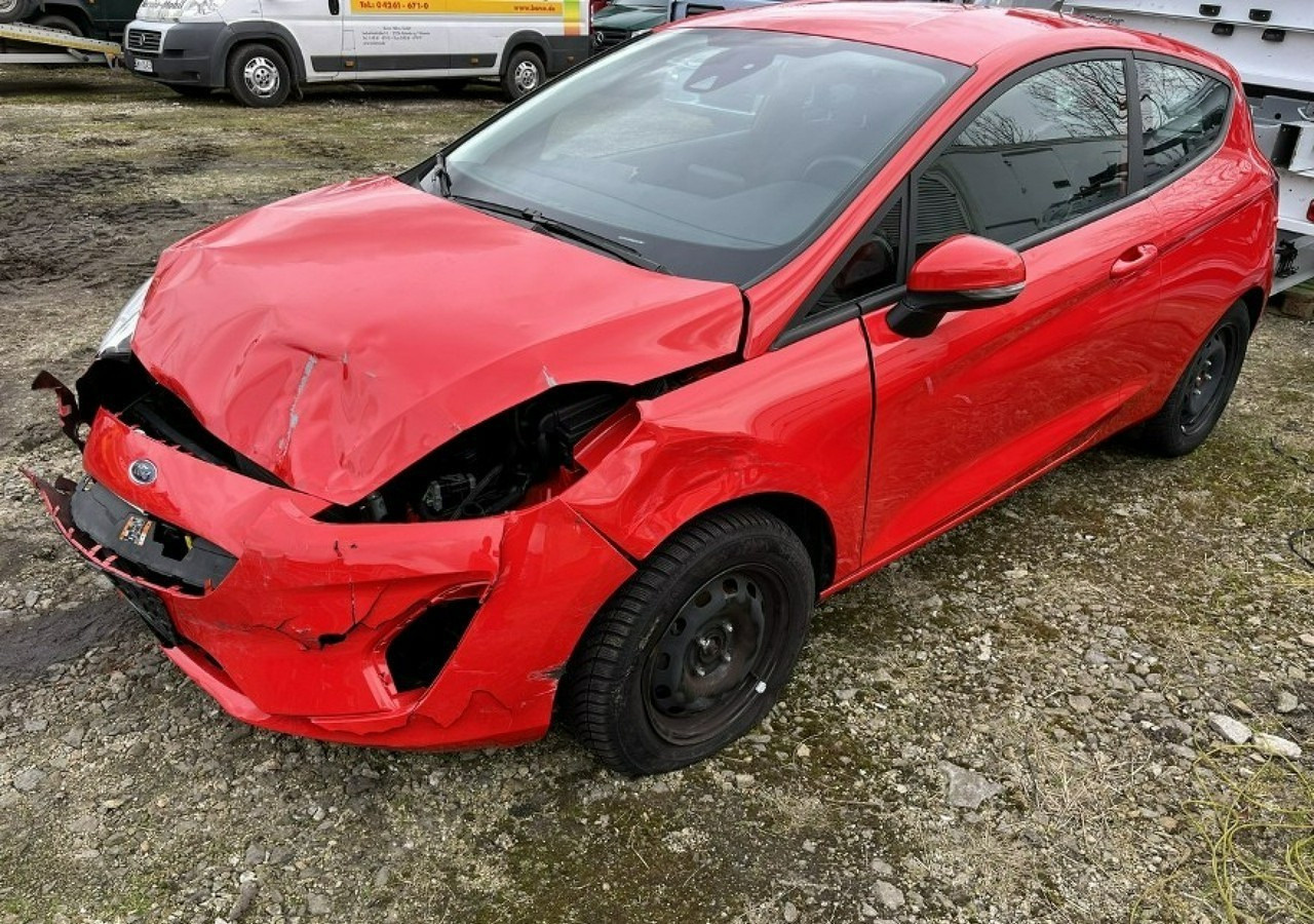 Ford Fiesta IX LIFT 1.1 Benzyna 75KM Klima Carplay Pakiet Winter Cool&Connect 2021 - Car: picture 4 Ford Fiesta IX LIFT 1.1 Benzyna 75KM Klima Carplay Pakiet Winter Cool&Connect 2021 - Car: picture 4
