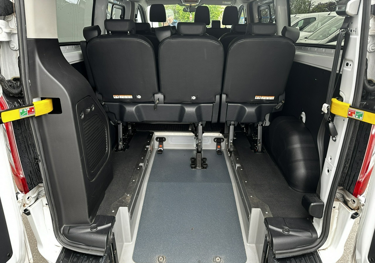 Ford Transit Custom Custom do przewozu Niepełnosprawnych inwalida rampa Model 2021 PFRO - Passenger van: picture 3 Ford Transit Custom Custom do przewozu Niepełnosprawnych inwalida rampa Model 2021 PFRO - Passenger van: picture 3