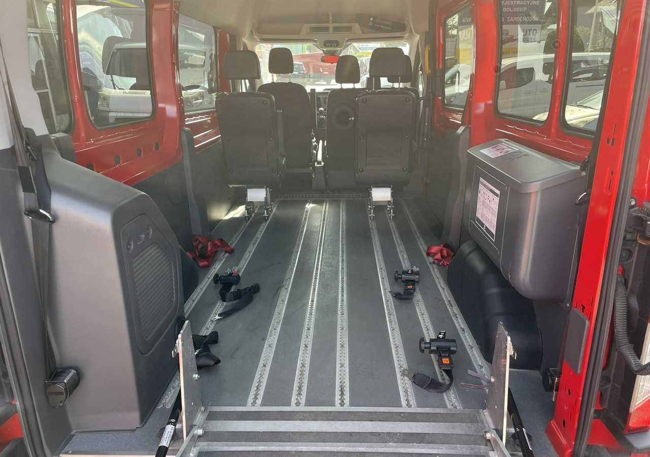 Ford Transit VIII Transit przewozu Niepełnosprawnych 2 wózki inwalida rampa 2021 PFRON - Car: picture 3 Ford Transit VIII Transit przewozu Niepełnosprawnych 2 wózki inwalida rampa 2021 PFRON - Car: picture 3