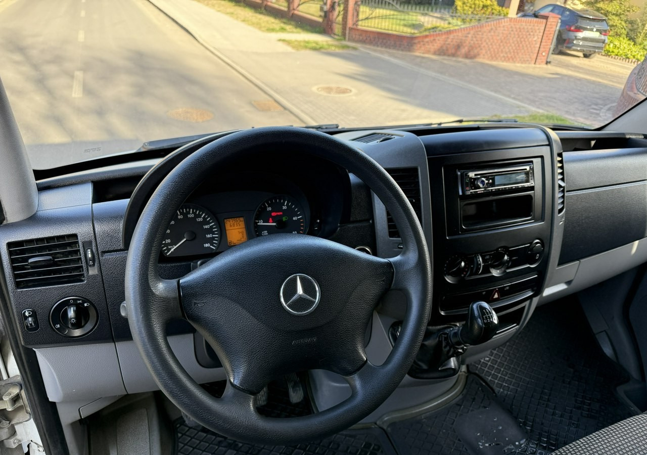 Mercedes-Benz Sprinter Sprinter 315 CDI dokka doka Brygadówka skrzynia 2007 - Open body delivery van, Combi van: picture 4 Mercedes-Benz Sprinter Sprinter 315 CDI dokka doka Brygadówka skrzynia 2007 - Open body delivery van, Combi van: picture 4