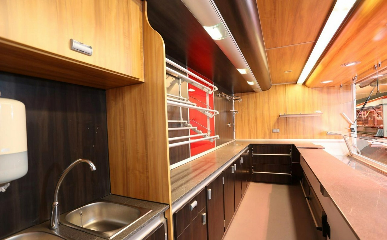Renault Master Autosklep wędlin Gastronomiczny Food Truck Foodtruck sklep Borco 201 - Vending truck: picture 2 Renault Master Autosklep wędlin Gastronomiczny Food Truck Foodtruck sklep Borco 201 - Vending truck: picture 2