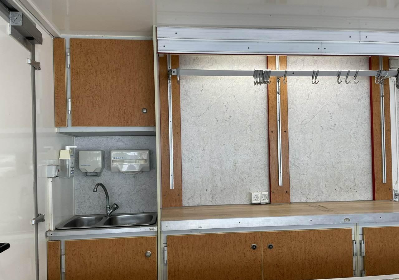 Vending truck Renault Master Master Autosklep wędlin Gastronomiczna food truck foodtruck sklep 20: picture 9