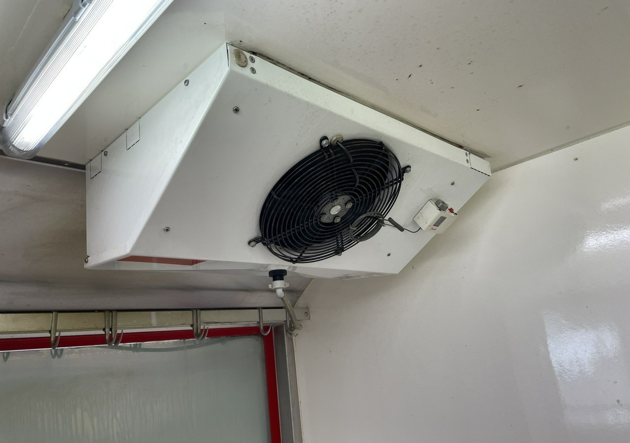 Vending truck Renault Master Master Autosklep wędlin Gastronomiczna food truck foodtruck sklep 20: picture 12