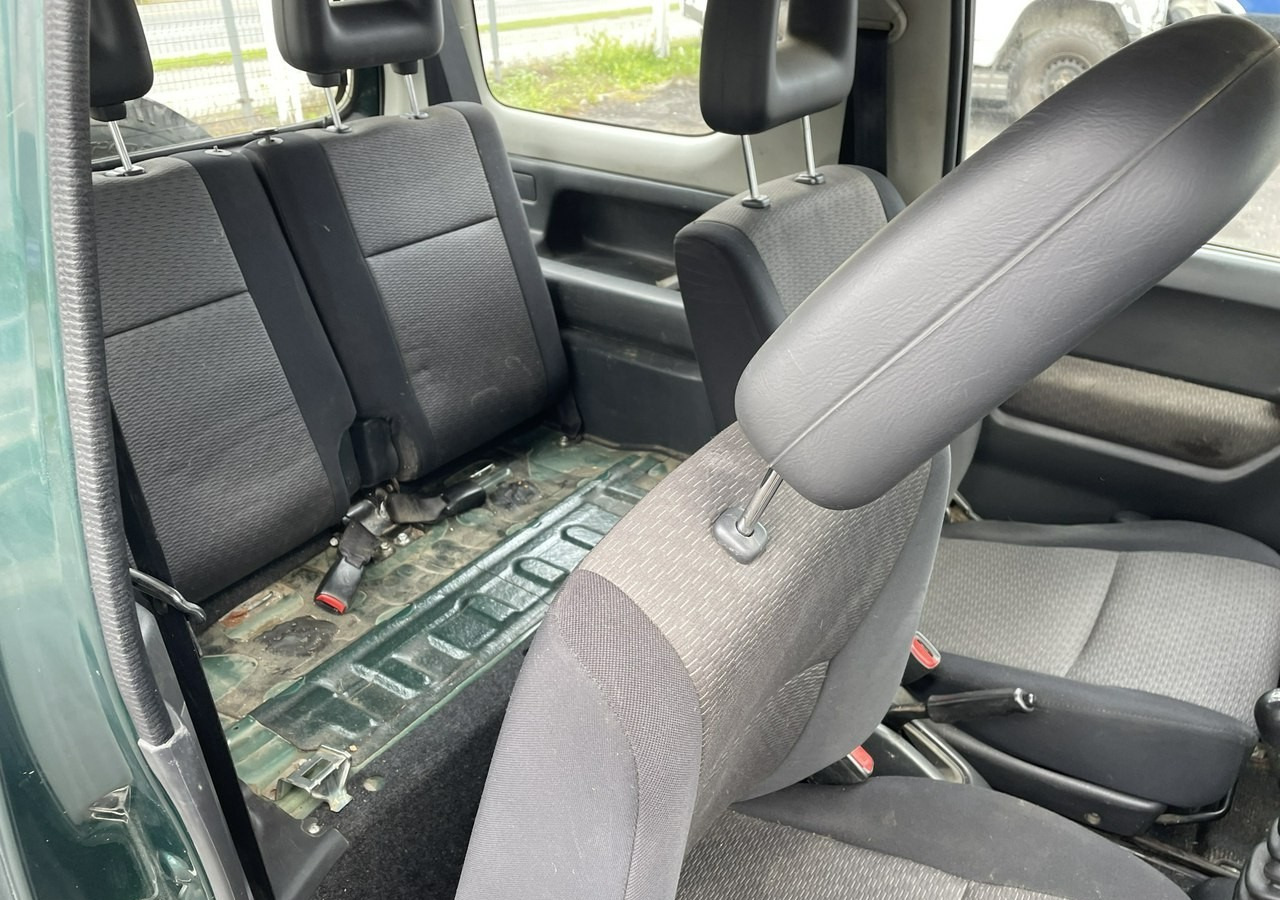 SUV Suzuki Jimny Suzuki Jimny 1.5 Diesel 4X4: picture 13