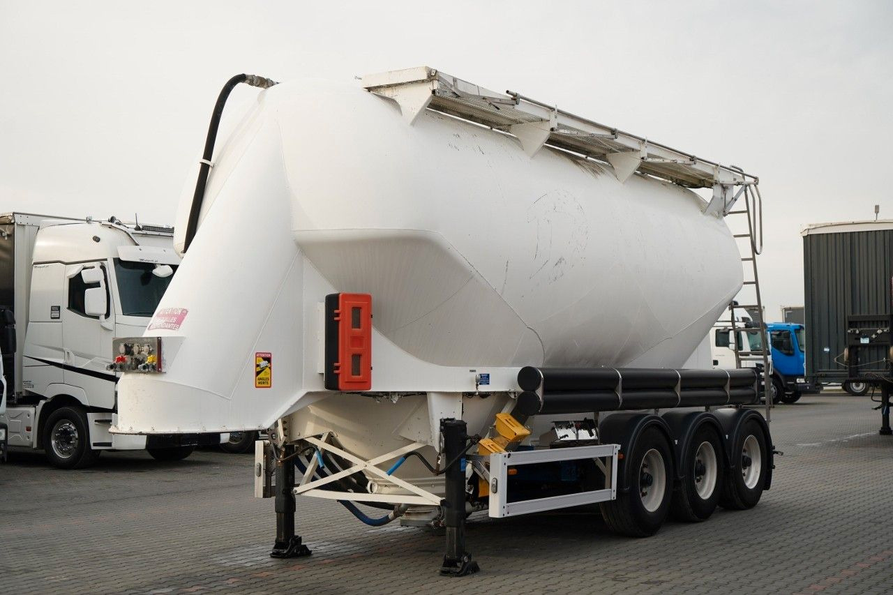 Feldbinder CEMENTONACZEPA / 3 KOMORY / 37 000 L / SILOS / - Silo semi-trailer: picture 2 Feldbinder CEMENTONACZEPA / 3 KOMORY / 37 000 L / SILOS / - Silo semi-trailer: picture 2