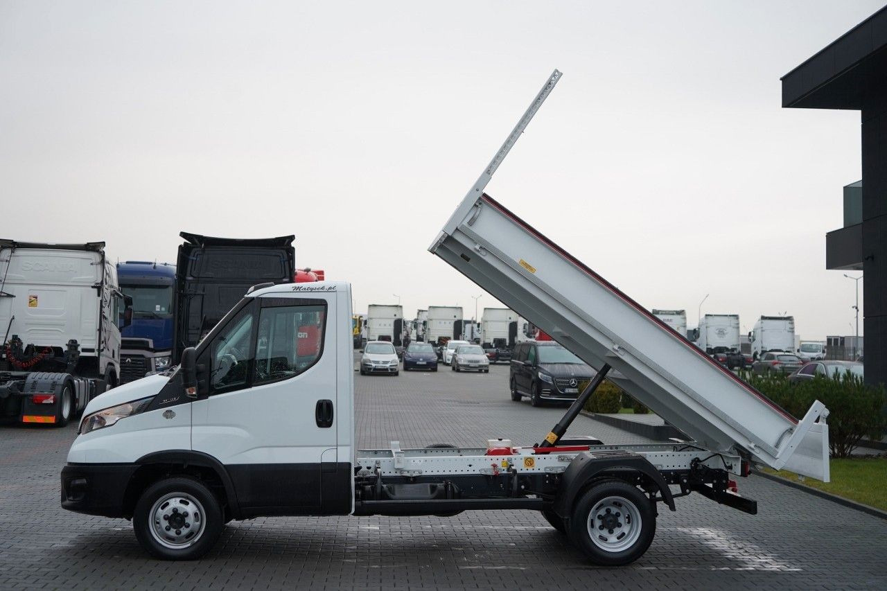 Iveco DAILY 35-140 / WYWROTKA TYLNOZSYPOWA / BLIŹNIAK - Tipper van: picture 4 Iveco DAILY 35-140 / WYWROTKA TYLNOZSYPOWA / BLIŹNIAK - Tipper van: picture 4