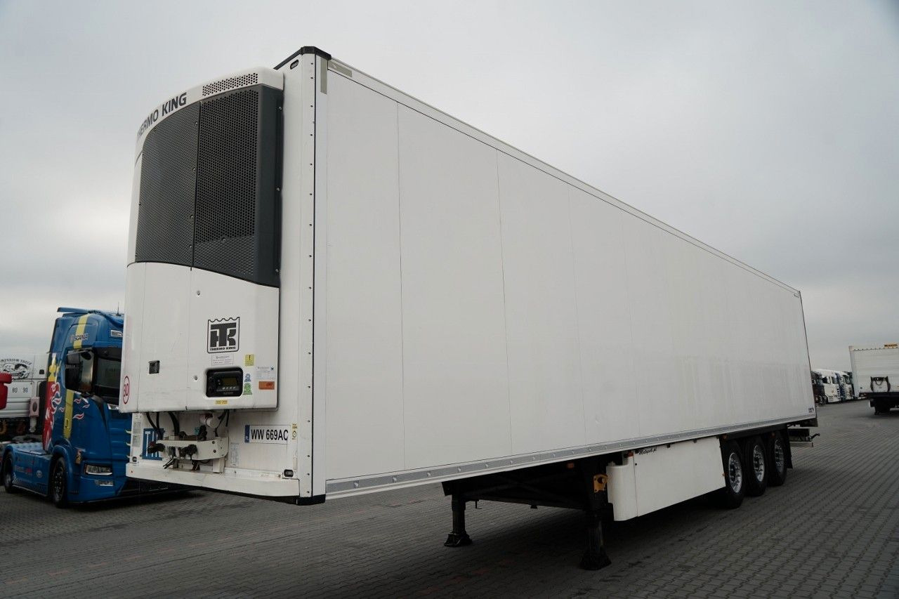 Schmitz Cargobull CHŁODNIA / THERMO KING / HAKÓWKA / OŚ PODNOSZO - Refrigerator semi-trailer: picture 4 Schmitz Cargobull CHŁODNIA / THERMO KING / HAKÓWKA / OŚ PODNOSZO - Refrigerator semi-trailer: picture 4
