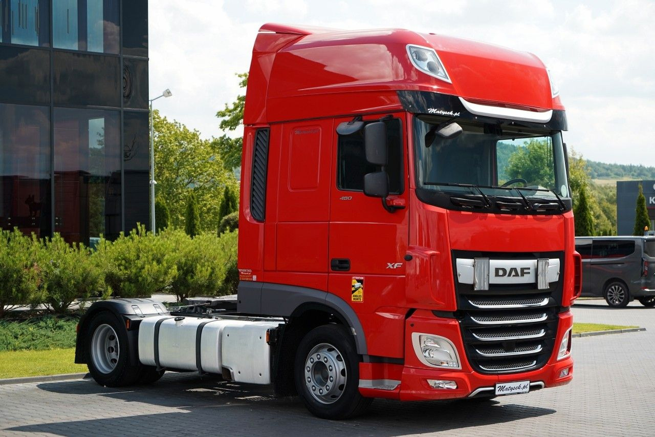DAF XF 480 / LOW DECK / MEGA / 2021 / SSC / PO ZŁOTY - Tractor truck: picture 2 DAF XF 480 / LOW DECK / MEGA / 2021 / SSC / PO ZŁOTY - Tractor truck: picture 2