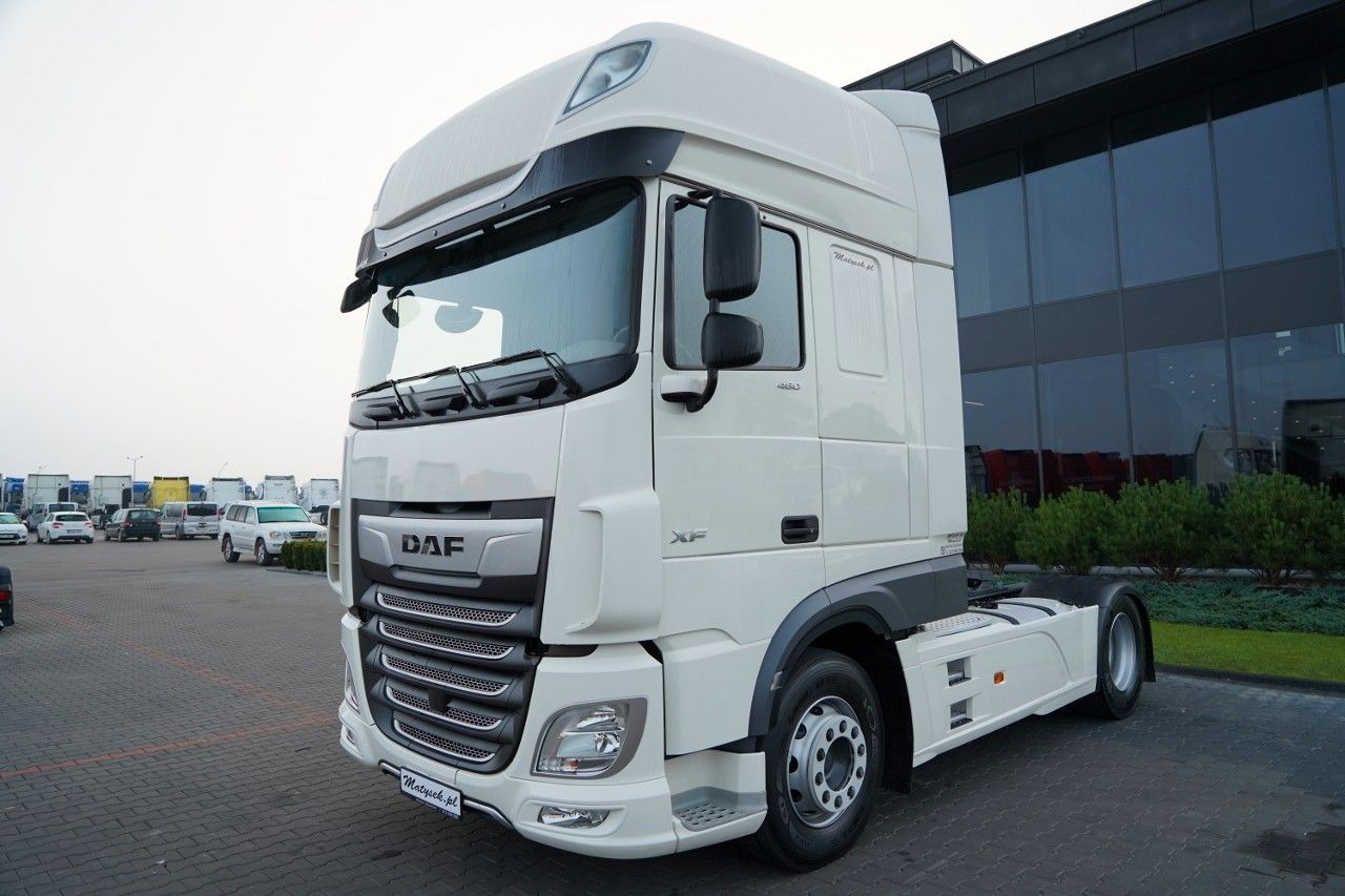 DAF XF 480 / SUPER SPACE CAB / OPONY 100% / 2021 ROK - Tractor truck: picture 4 DAF XF 480 / SUPER SPACE CAB / OPONY 100% / 2021 ROK - Tractor truck: picture 4