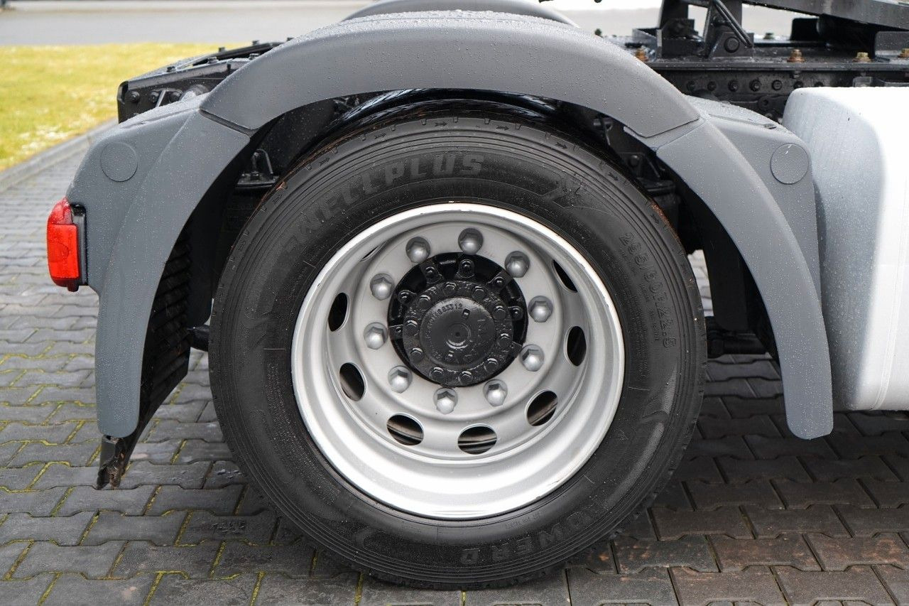 Tractor truck MAN TGX 18.470 / LOW DECK / MEGA / REGULOWANE SIODŁO: picture 21