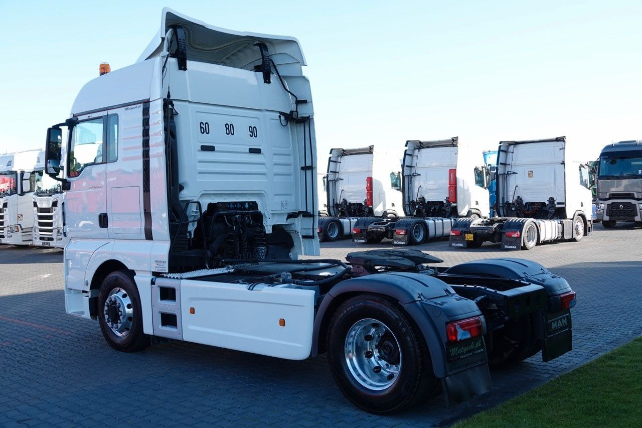 MAN TGX 18.480 / 4x4 / HYDRAULIKA / HYDRODRIVE / EUR MAN TGX 18.480 / 4x4 / HYDRAULIKA / HYDRODRIVE / EUR - Tractor truck: picture 4 MAN TGX 18.480 / 4x4 / HYDRAULIKA / HYDRODRIVE / EUR MAN TGX 18.480 / 4x4 / HYDRAULIKA / HYDRODRIVE / EUR - Tractor truck: picture 4