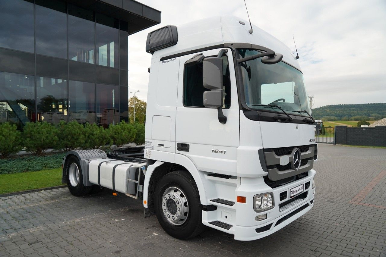 Mercedes-Benz ACTROS 1841 / HYDRAULIKA / SPROWADZONY / PO KONT - Tractor truck: picture 4 Mercedes-Benz ACTROS 1841 / HYDRAULIKA / SPROWADZONY / PO KONT - Tractor truck: picture 4