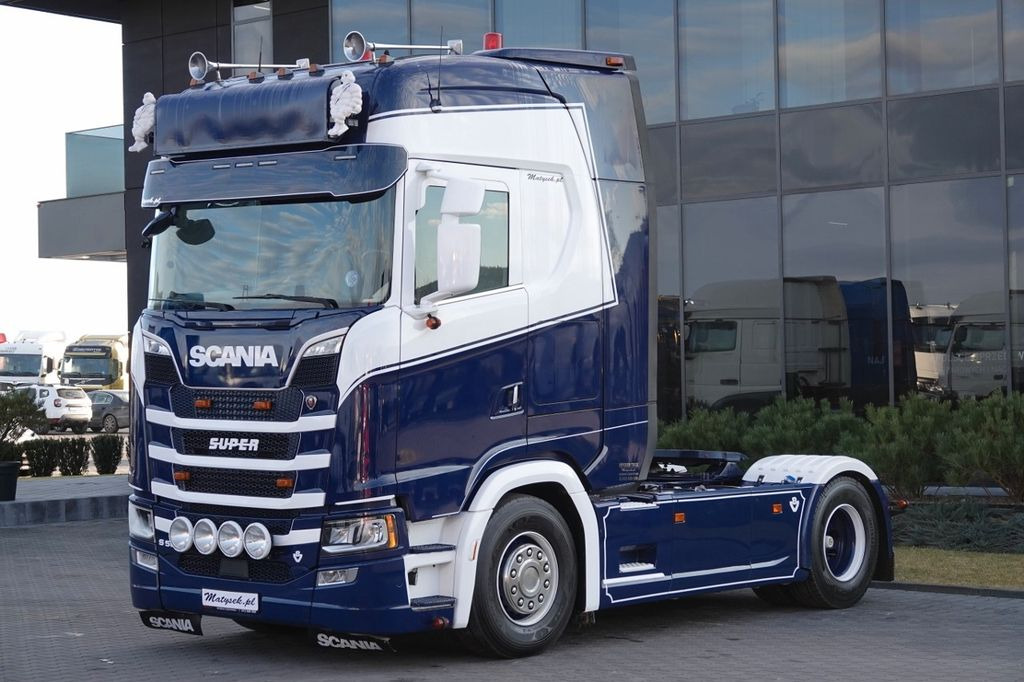 Scania S 580 / V8 / RETARDER / FULL AIRMATIC / I-PARK C - Tractor truck: picture 2 Scania S 580 / V8 / RETARDER / FULL AIRMATIC / I-PARK C - Tractor truck: picture 2