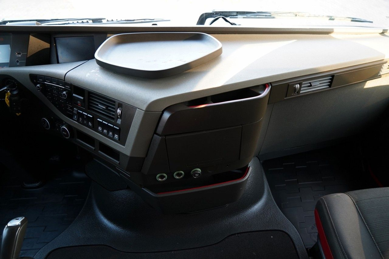 Curtain side truck Volvo FH 460 / FIRANKA / 6x2 / PODNOSZONY DACH / I-PAR: picture 16 Curtain side truck Volvo FH 460 / FIRANKA / 6x2 / PODNOSZONY DACH / I-PAR: picture 16