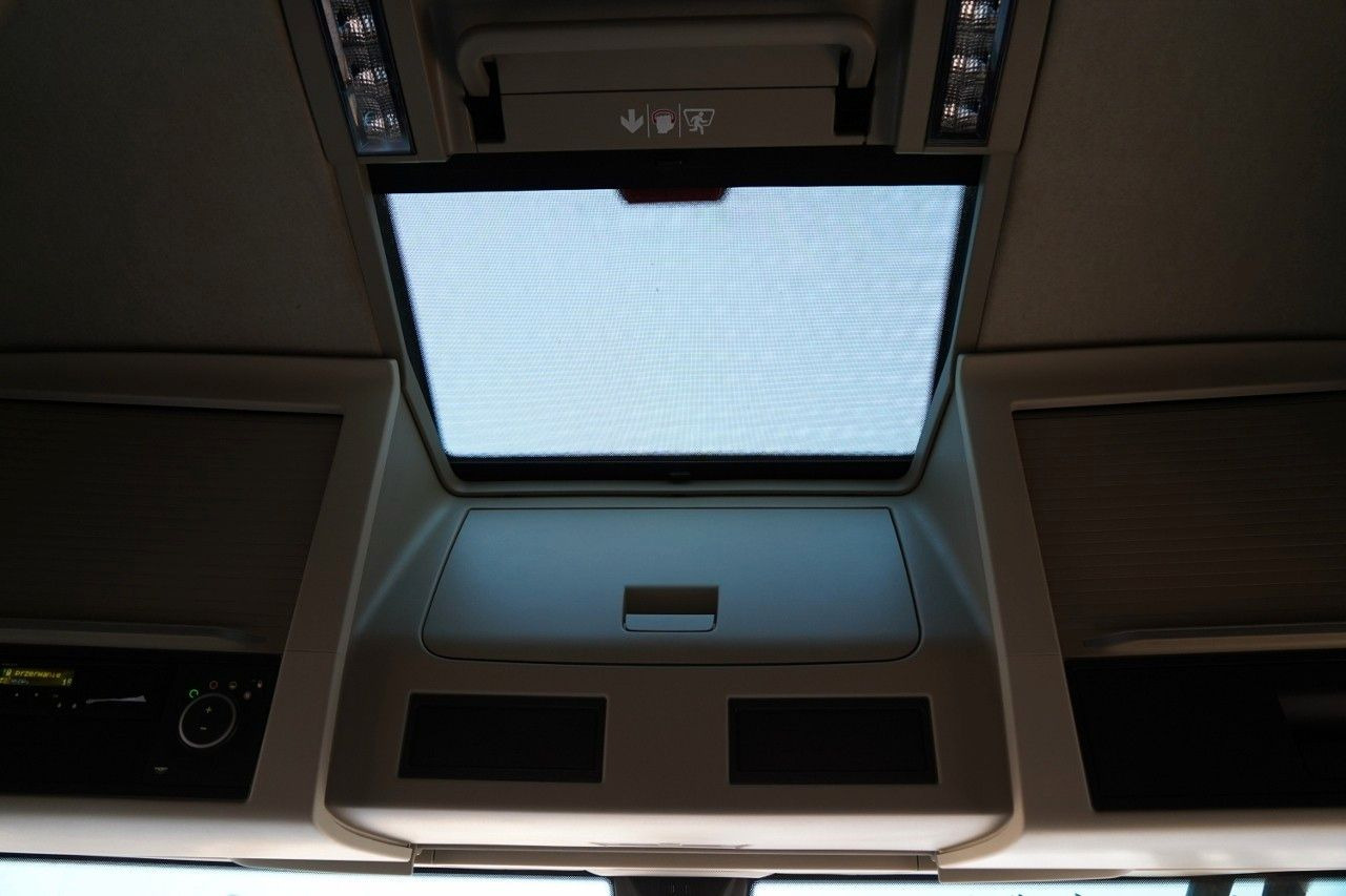 Curtain side truck Volvo FH 460 / FIRANKA / 6x2 / PODNOSZONY DACH / I-PAR: picture 17 Curtain side truck Volvo FH 460 / FIRANKA / 6x2 / PODNOSZONY DACH / I-PAR: picture 17