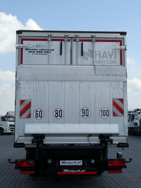 Wielton PLANDEX/REFRIDGERATOR/19 PALLETS/TK TS300/7,55 M Wielton PLANDEX/REFRIDGERATOR/19 PALLETS/TK TS300/7,55 M - Refrigerator trailer: picture 4 Wielton PLANDEX/REFRIDGERATOR/19 PALLETS/TK TS300/7,55 M Wielton PLANDEX/REFRIDGERATOR/19 PALLETS/TK TS300/7,55 M - Refrigerator trailer: picture 4