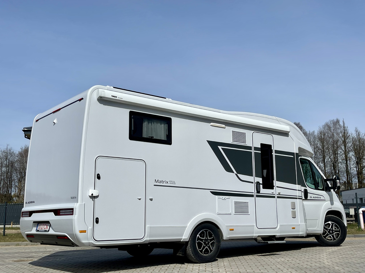 ADRIA Matrix 670 SL - Semi-integrated motorhome: picture 3 ADRIA Matrix 670 SL - Semi-integrated motorhome: picture 3