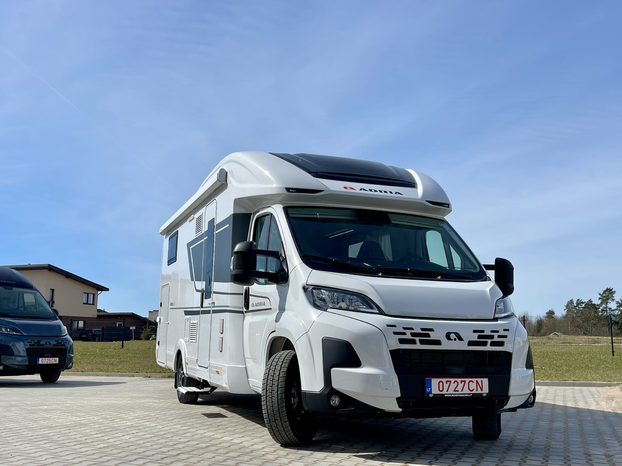ADRIA Matrix 670 SL - Semi-integrated motorhome: picture 2 ADRIA Matrix 670 SL - Semi-integrated motorhome: picture 2