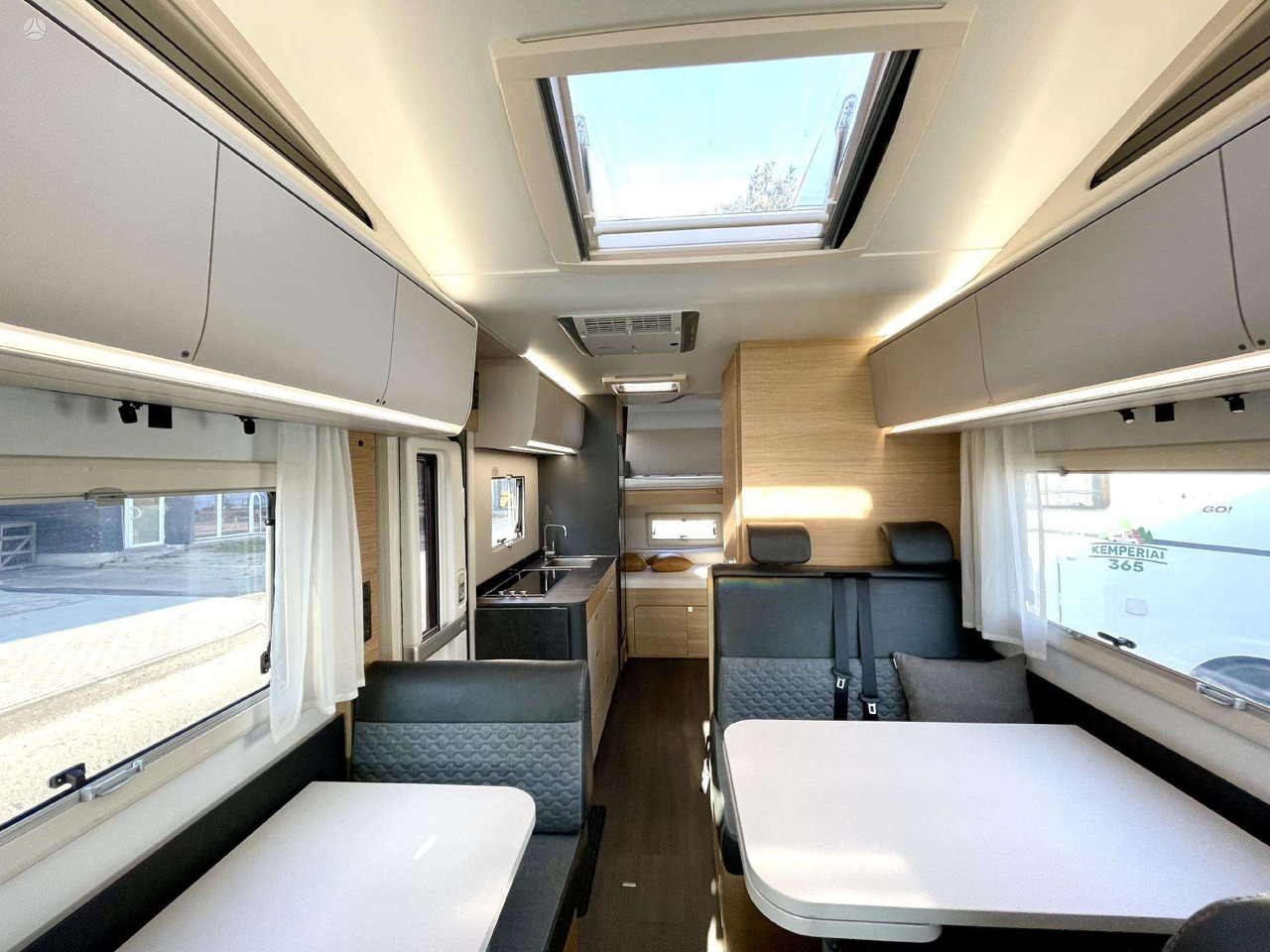 Adria Coral XL 650DK - Alcove motorhome: picture 4 Adria Coral XL 650DK - Alcove motorhome: picture 4