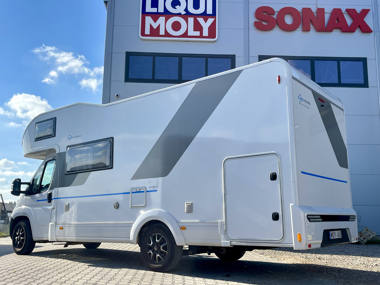 SUN LIVING A 75DP - Alcove motorhome: picture 4 SUN LIVING A 75DP - Alcove motorhome: picture 4