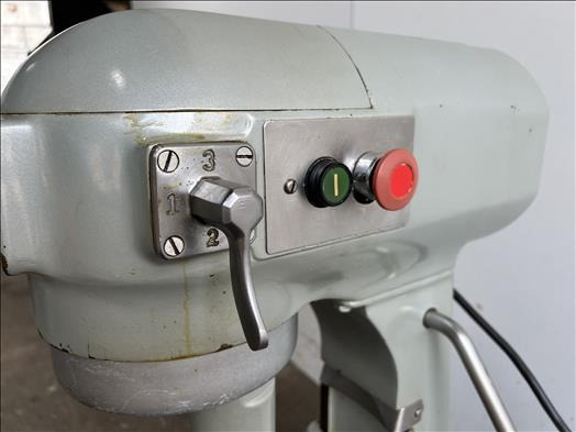 Hobart 20l Planetary mixer - Food processing equipment: picture 3 Hobart 20l Planetary mixer - Food processing equipment: picture 3