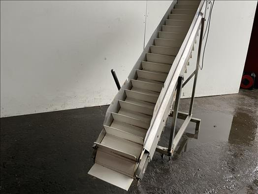 NNP Flighted elevator conveyor - Conveyor: picture 3 NNP Flighted elevator conveyor - Conveyor: picture 3