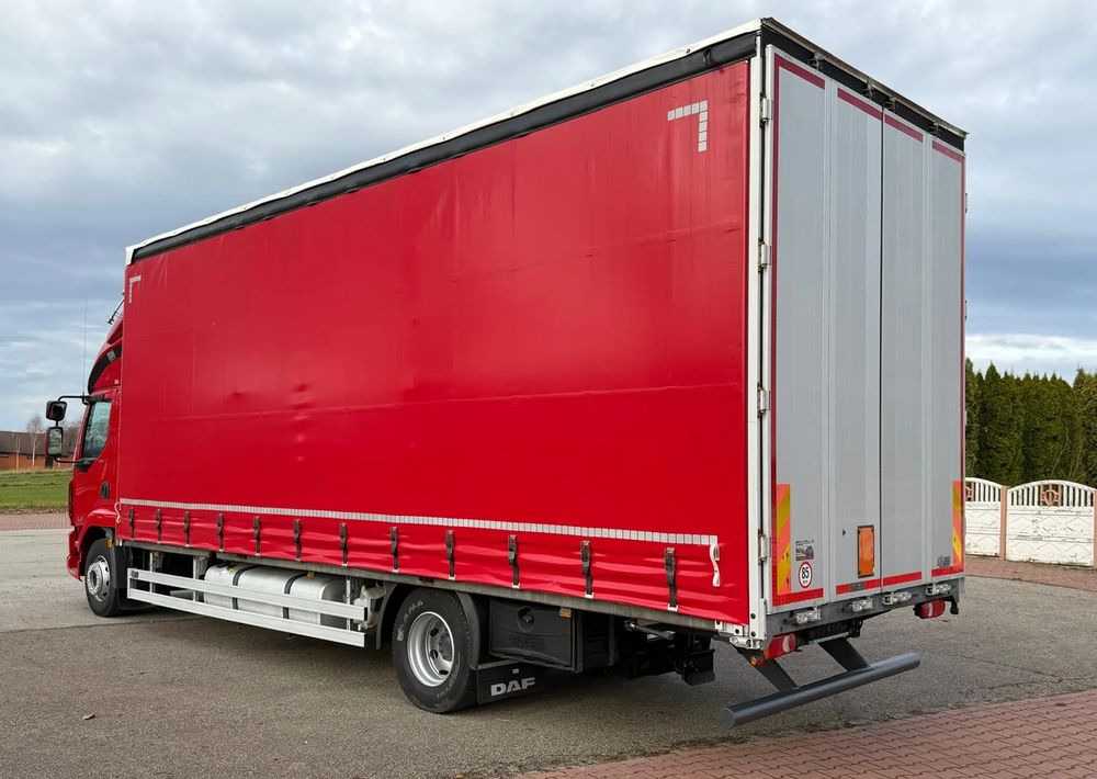DAF LF 260 / WINDA / 16TON DMC / 3M WYSOKOŚĆ / JUMBO / FIRANKA / SYPIALKA / AUTOMAT / JEDEN WŁAŚCICIE / EURO 6 / 2017/ SPROWADZONY / 19 PALET / DUŻA ŁADOWNOŚĆ / - Curtain side truck: picture 4 DAF LF 260 / WINDA / 16TON DMC / 3M WYSOKOŚĆ / JUMBO / FIRANKA / SYPIALKA / AUTOMAT / JEDEN WŁAŚCICIE / EURO 6 / 2017/ SPROWADZONY / 19 PALET / DUŻA ŁADOWNOŚĆ / - Curtain side truck: picture 4