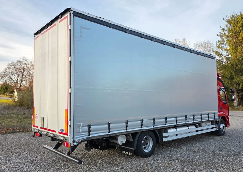 DAF LF 290 / WINDA / 16TON DMC / 3M WYSOKOŚĆ / JUMBO / FIRANKA / SYPIALKA / AUTOMAT / JEDEN WŁAŚCICIE / EURO 6 / 2017/ SPROWADZONY / 19 PALET / DUŻA ŁADOWNOŚĆ / - Curtain side truck: picture 5 DAF LF 290 / WINDA / 16TON DMC / 3M WYSOKOŚĆ / JUMBO / FIRANKA / SYPIALKA / AUTOMAT / JEDEN WŁAŚCICIE / EURO 6 / 2017/ SPROWADZONY / 19 PALET / DUŻA ŁADOWNOŚĆ / - Curtain side truck: picture 5