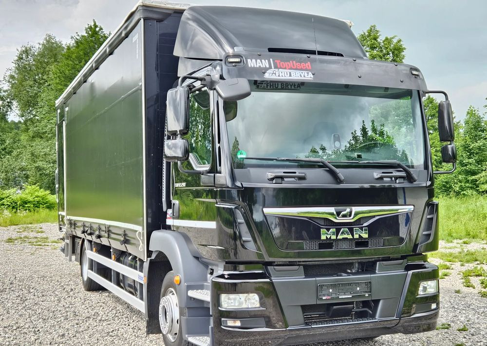 MAN TGM 12.290/15.290/E6/FIRANKA/BOCZNE DRZWI/BURTO-FIRANKA/18PALET/WINDA/NISKI PRZEBIEG/2018/CAŁY NA PODUSZKACH/SERWISOWANY - Curtain side truck: picture 2 MAN TGM 12.290/15.290/E6/FIRANKA/BOCZNE DRZWI/BURTO-FIRANKA/18PALET/WINDA/NISKI PRZEBIEG/2018/CAŁY NA PODUSZKACH/SERWISOWANY - Curtain side truck: picture 2