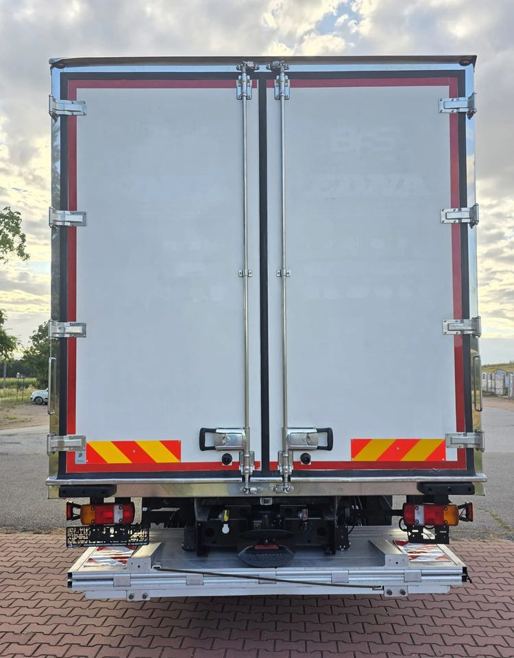 MAN TGM 15.250 / CHŁODNIA / WINDA / 2018 ROK / 230 TYŚ KM / BOCZNE DRZWI / AUTOMAT / SPROWADZONY / E6 / 18  EUROPALET/ - Refrigerator truck: picture 5 MAN TGM 15.250 / CHŁODNIA / WINDA / 2018 ROK / 230 TYŚ KM / BOCZNE DRZWI / AUTOMAT / SPROWADZONY / E6 / 18  EUROPALET/ - Refrigerator truck: picture 5