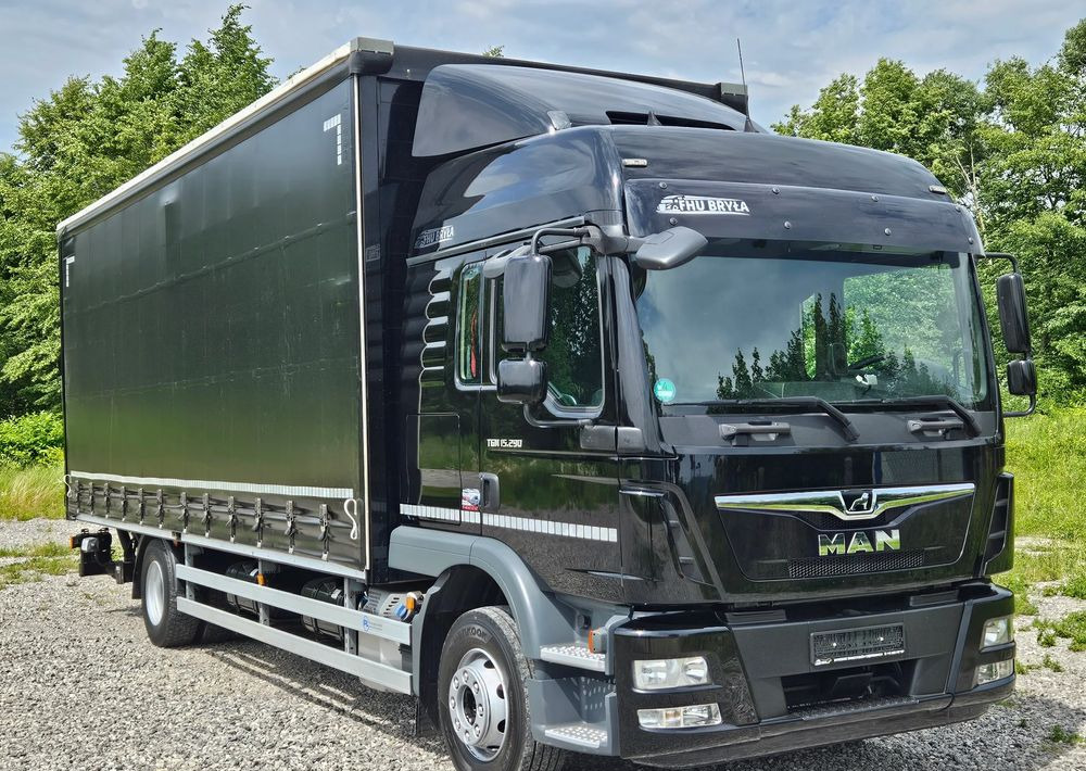 MAN TGM 15.290 / FIRANKA / 2019R / SPROWADZONY/ 7500 ŁADOWNOŚĆ / 18 PALET / E6 / JAK NOWY / WINDA / - Curtain side truck: picture 2 MAN TGM 15.290 / FIRANKA / 2019R / SPROWADZONY/ 7500 ŁADOWNOŚĆ / 18 PALET / E6 / JAK NOWY / WINDA / - Curtain side truck: picture 2
