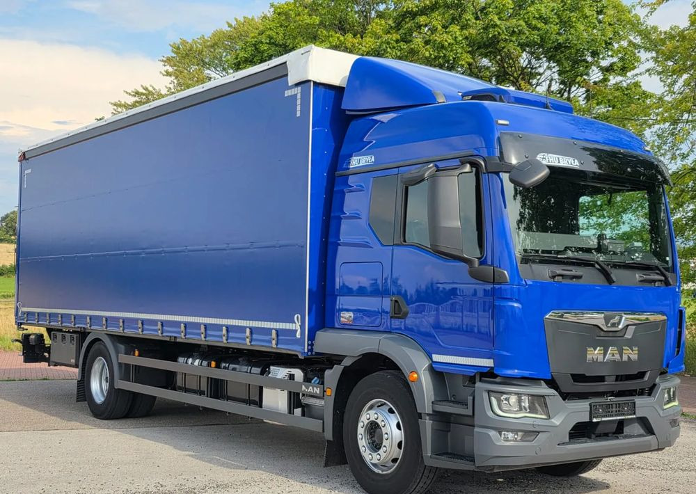 MAN TGM 18.320 / 18.290 / NOWY MODEL / E6 / 20PALET / 9200 ŁADOWNOŚĆ / SERWISOWANY / NISKI PRZEBIEG / WINDA / FIRANKA / SPROWADZONY / 2021 / NISKI PRZEBIEG /PIERWSZY WŁAŚCICIEL/ - Curtain side truck: picture 2 MAN TGM 18.320 / 18.290 / NOWY MODEL / E6 / 20PALET / 9200 ŁADOWNOŚĆ / SERWISOWANY / NISKI PRZEBIEG / WINDA / FIRANKA / SPROWADZONY / 2021 / NISKI PRZEBIEG /PIERWSZY WŁAŚCICIEL/ - Curtain side truck: picture 2