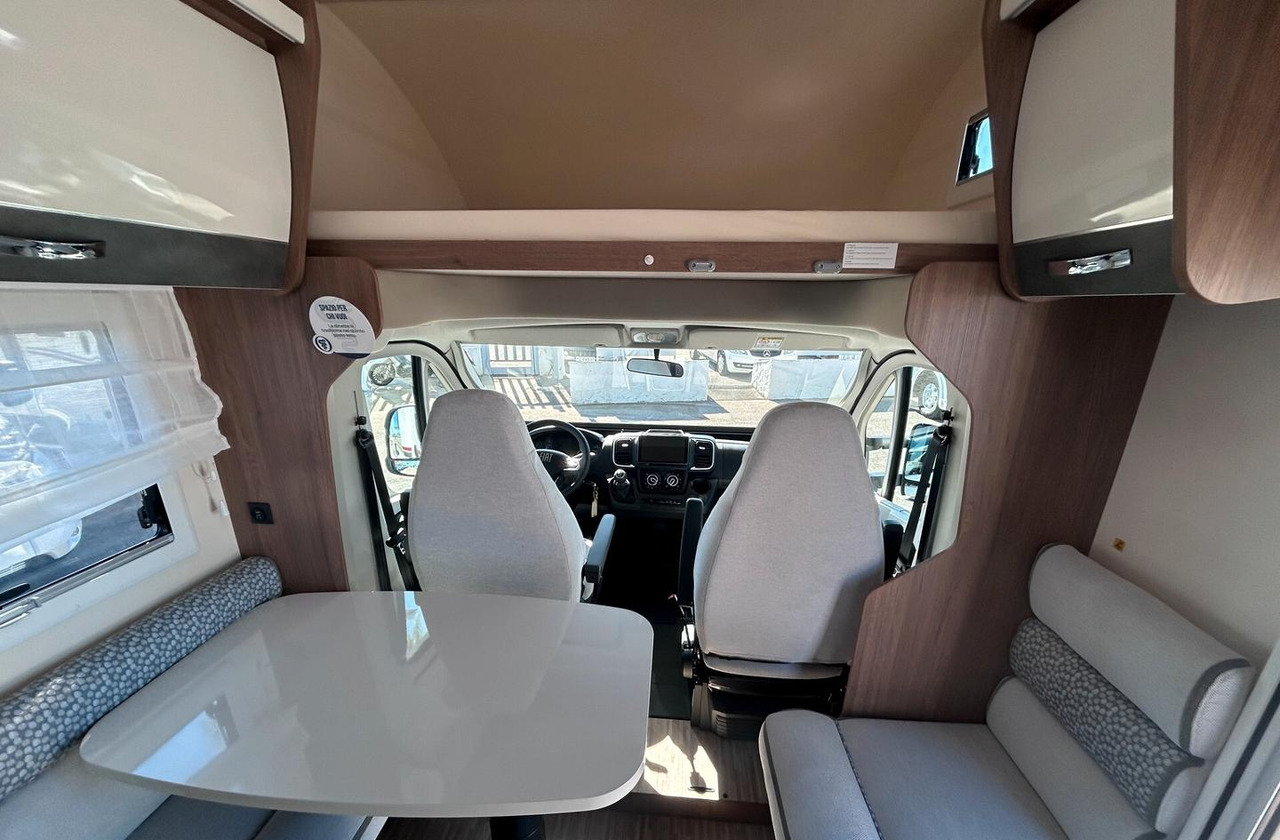 Elnagh BARON 65 - Alcove motorhome: picture 4 Elnagh BARON 65 - Alcove motorhome: picture 4