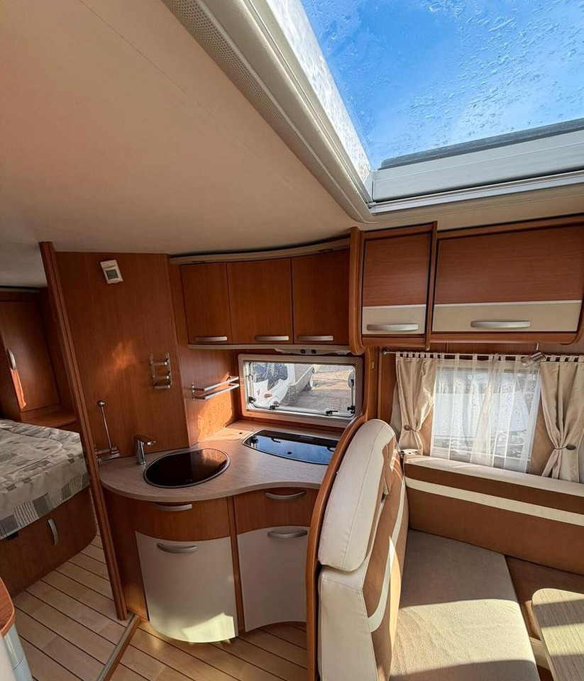 Integrated motorhome Pilote G740: picture 6 Integrated motorhome Pilote G740: picture 6