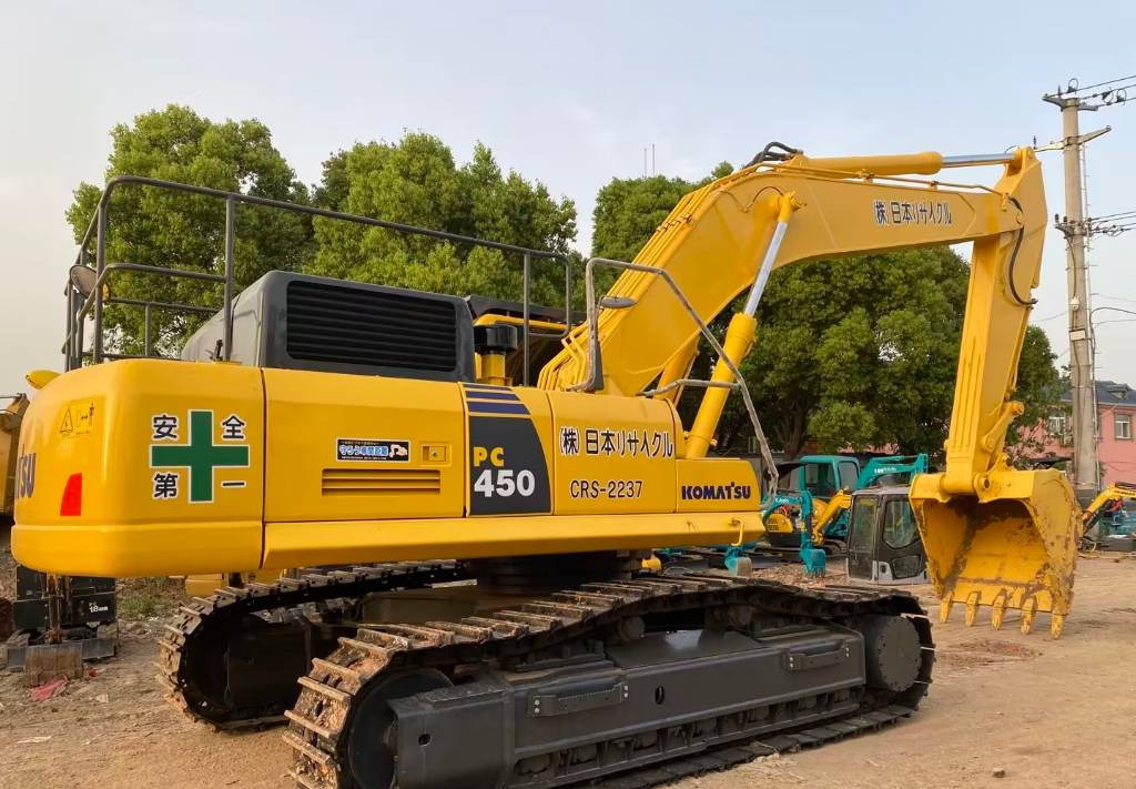 Crawler excavator KOMATSU PC 450-8: picture 12