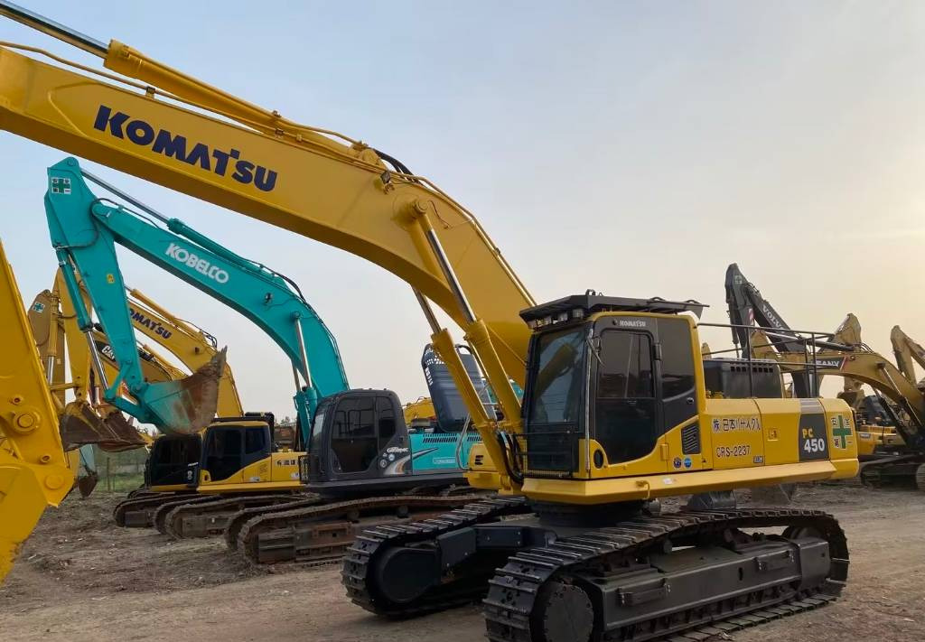 KOMATSU PC 450-8 - Crawler excavator: picture 4 KOMATSU PC 450-8 - Crawler excavator: picture 4