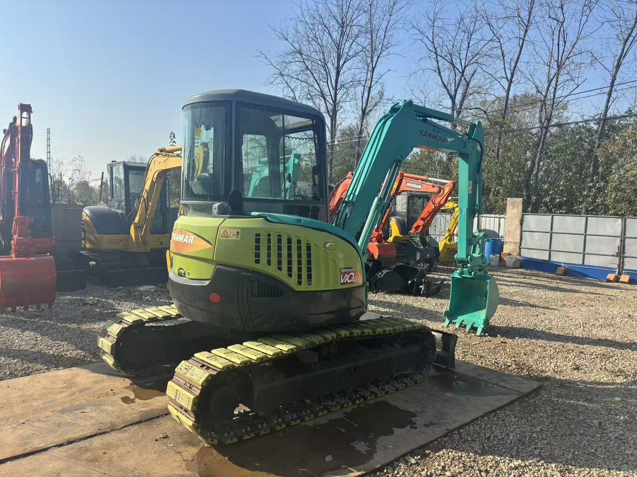 YANMAR VIO40 - Mini excavator: picture 2 YANMAR VIO40 - Mini excavator: picture 2