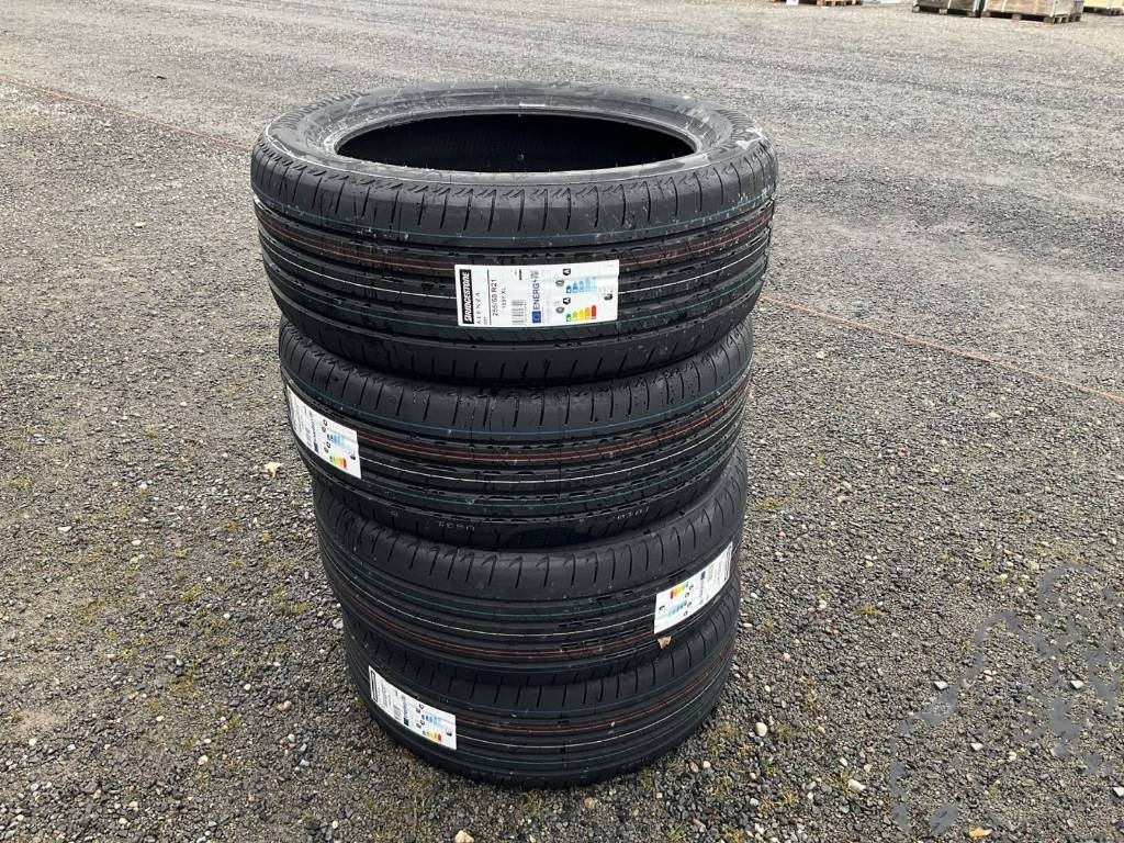 Bridgestone Alenza 255/50 R21 TYRES - Tire for Truck: picture 1 Bridgestone Alenza 255/50 R21 TYRES - Tire for Truck: picture 1