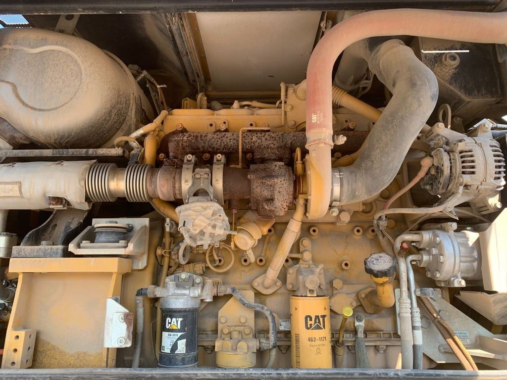 Wheel excavator CAT M 318 F: picture 8