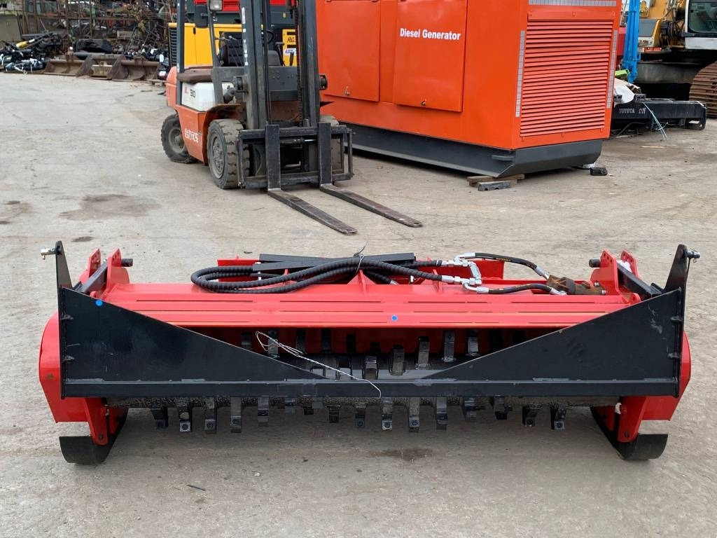 GIYI 1.80 - Forestry mulcher: picture 2 GIYI 1.80 - Forestry mulcher: picture 2