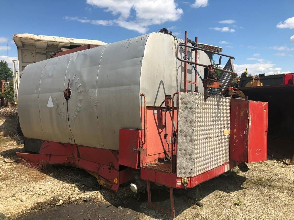 Strassmayr R7500 Strassmayr R7500 - Asphalt distributor: picture 1 Strassmayr R7500 Strassmayr R7500 - Asphalt distributor: picture 1