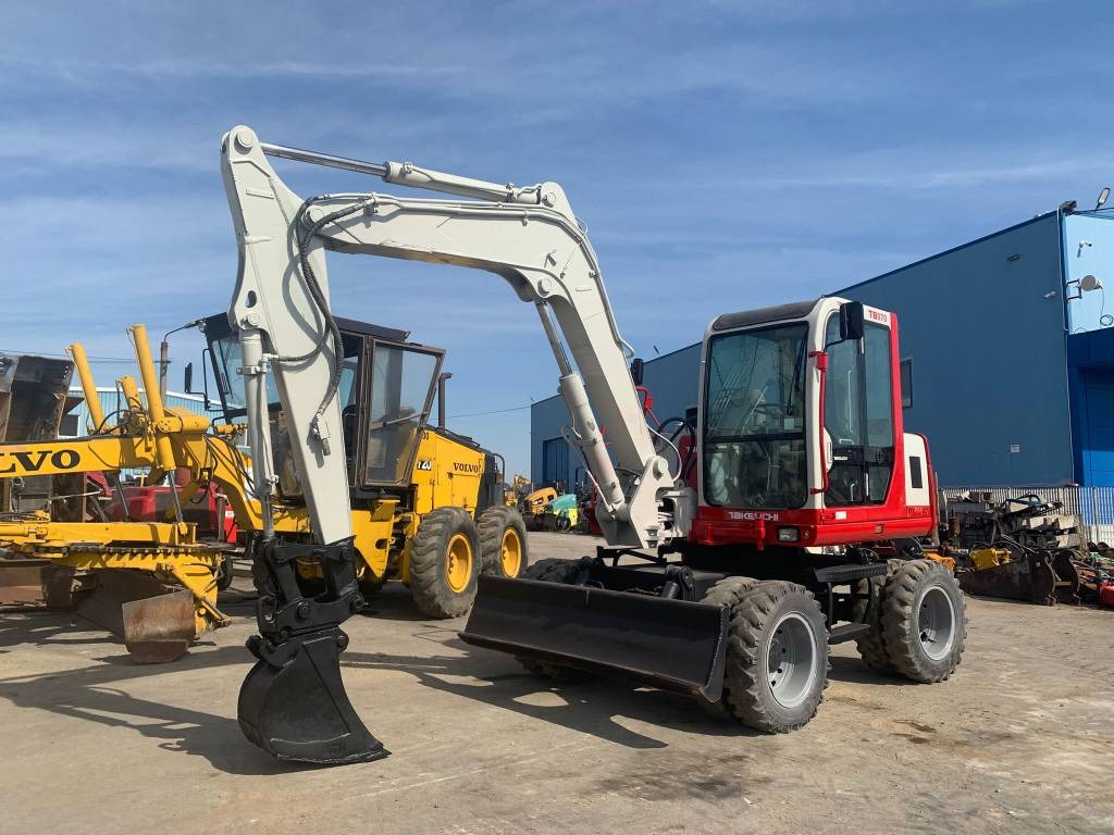 Takeuchi TB070W - Wheel excavator: picture 1 Takeuchi TB070W - Wheel excavator: picture 1
