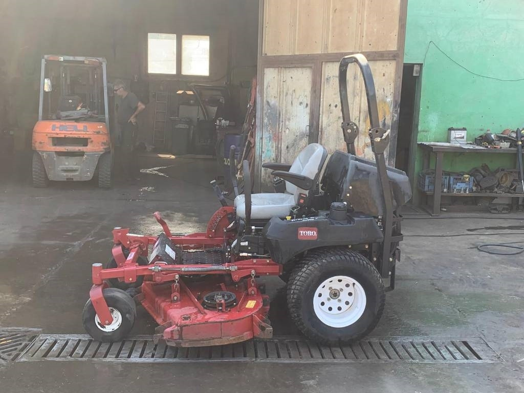 Toro Z MASTER PROFESSIONAL 7000 - Garden mower: picture 5 Toro Z MASTER PROFESSIONAL 7000 - Garden mower: picture 5